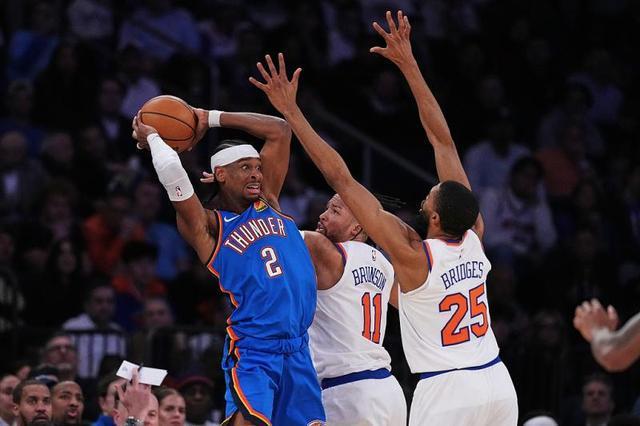MK体育官方网站-NBA｜连续124场得分超20，亚历山大迫近张伯伦纪录
